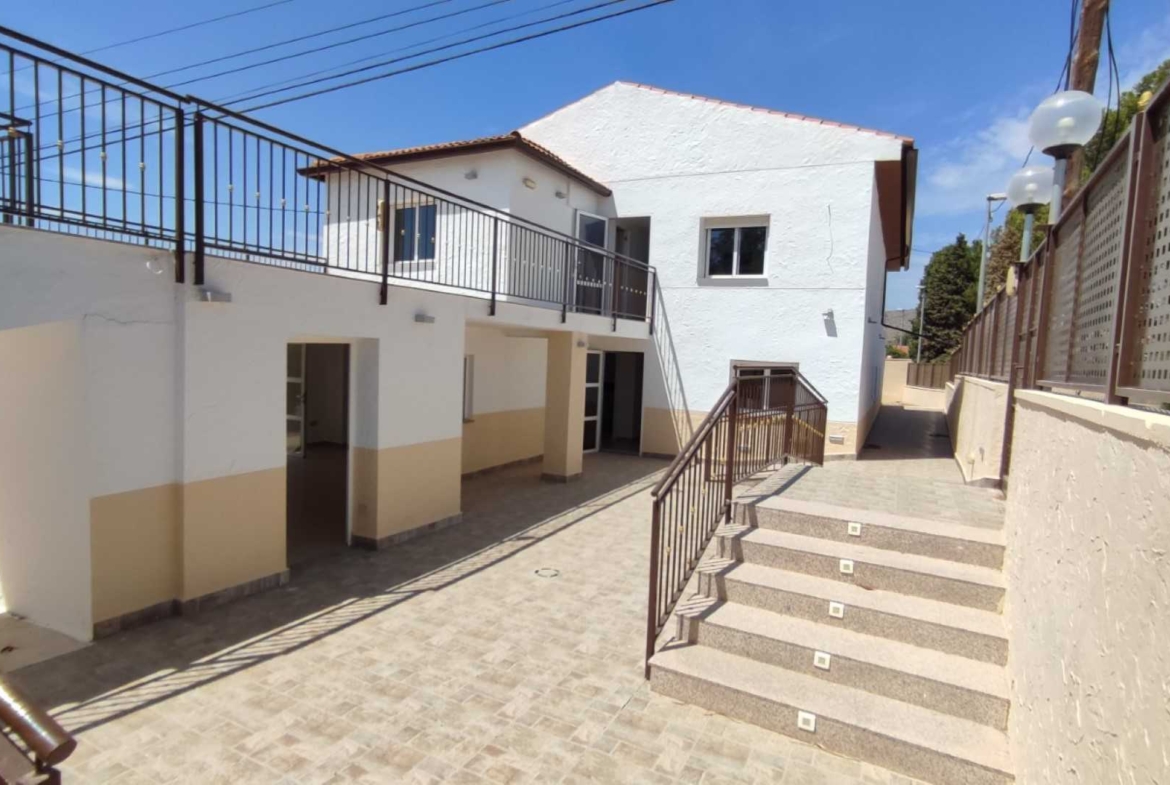 Hostel/B&B