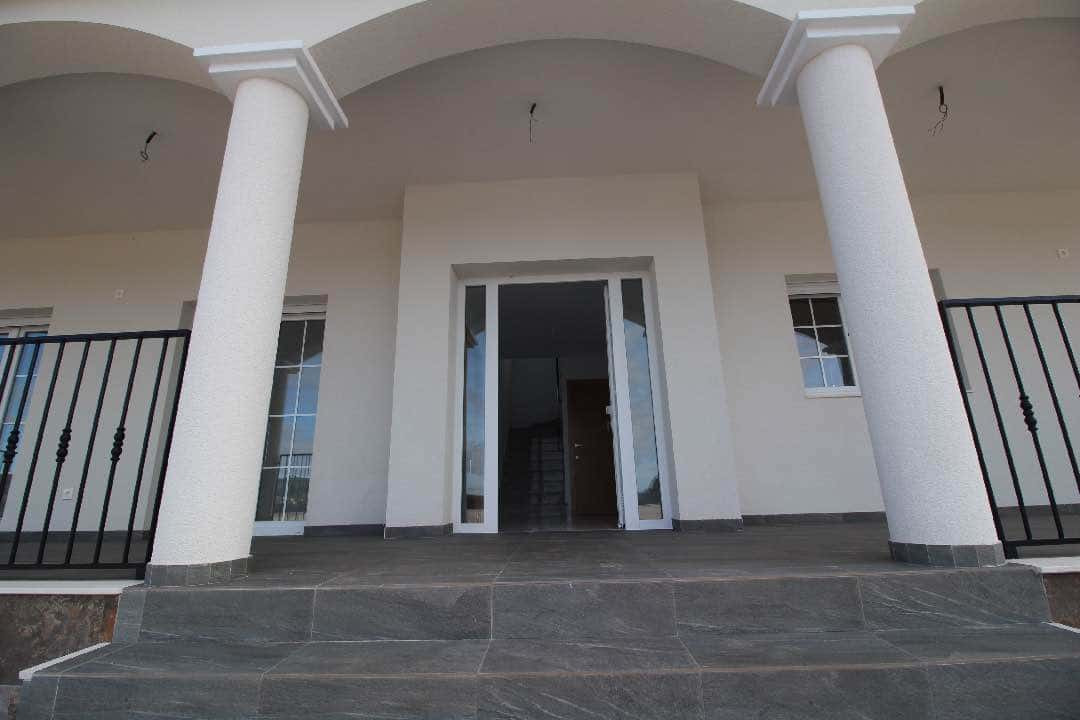 Vrijstaande Villa